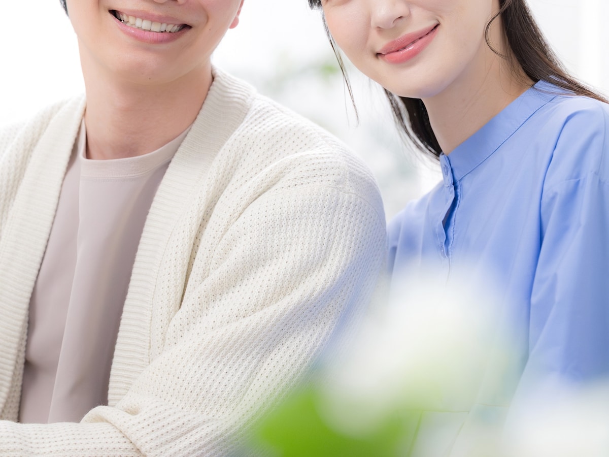 年上女性を選ぶ20代、30代男性が増えている（画像：PIXTA）