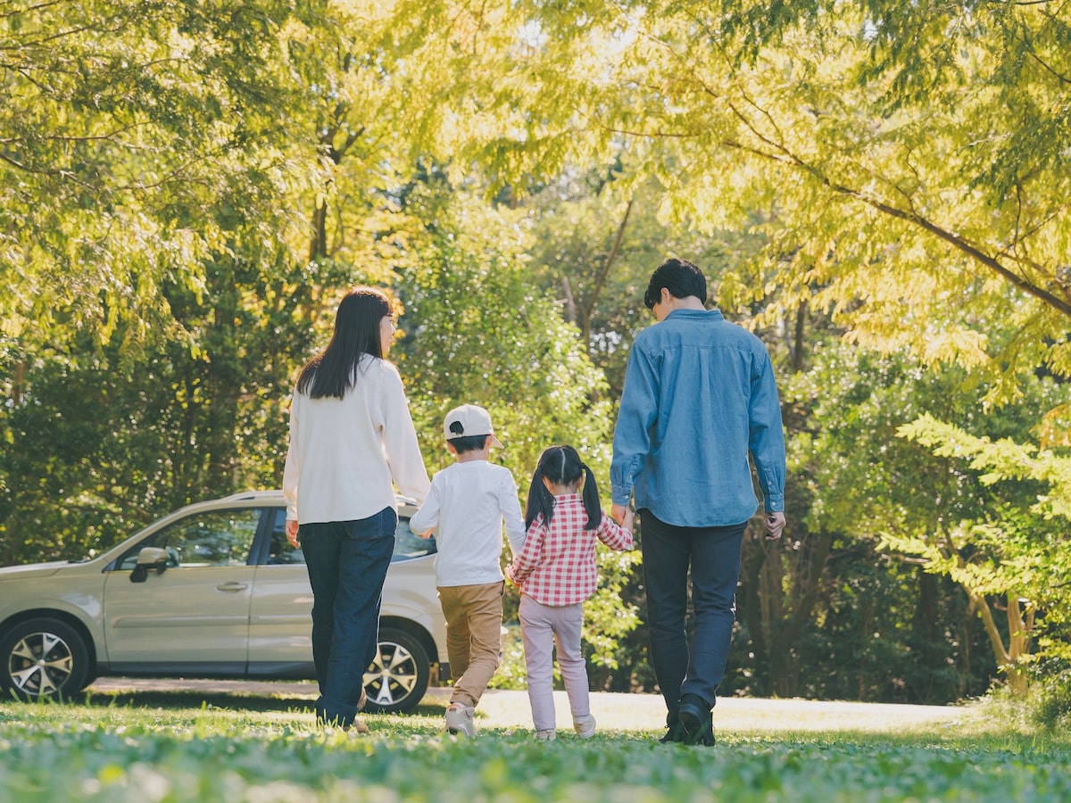 家族で楽しく過ごす日々が続くと思っていたが（画像：PIXTA）