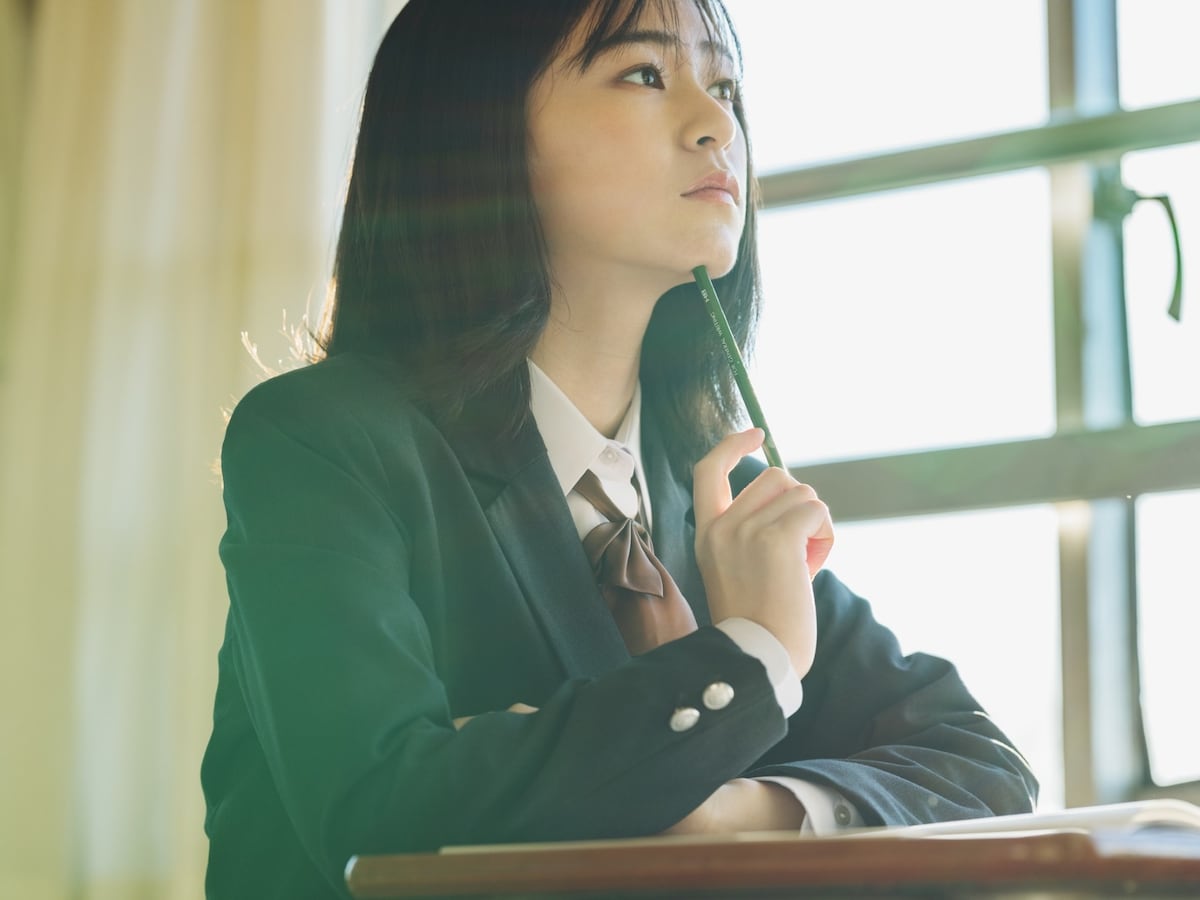「女の子は学歴より資格を取っておいた方がいい」と思うのはなぜ？※サムネイル画像：PIXTA