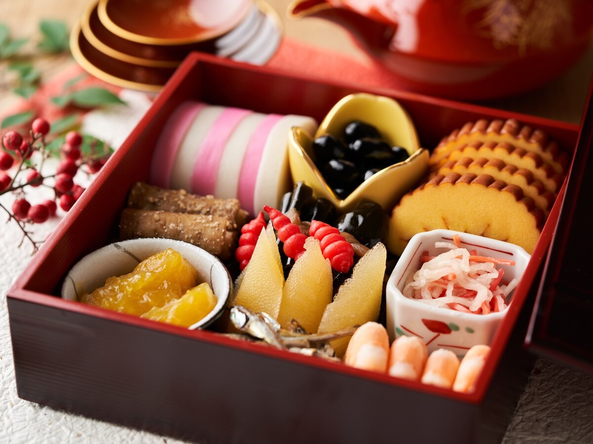 食い尽くし系夫と食べるおせちで悲劇が……（画像：PIXTA）