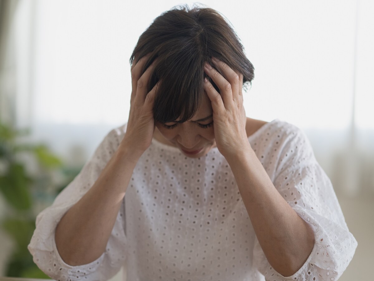 50歳で夫から離婚を突きつけられるなんて（画像：PIXTA）