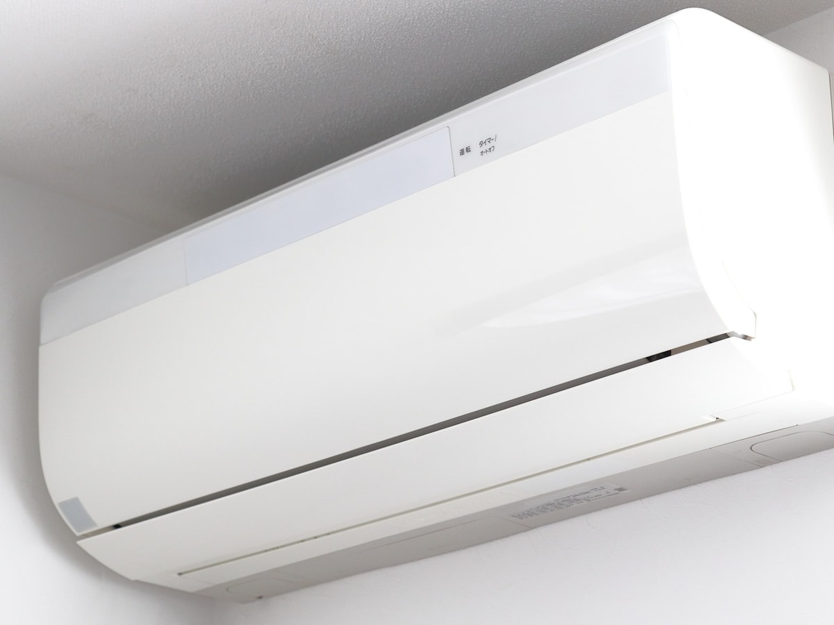 電気代を節約するために暖房を使わないようにしたら…… ※画像：PIXTA