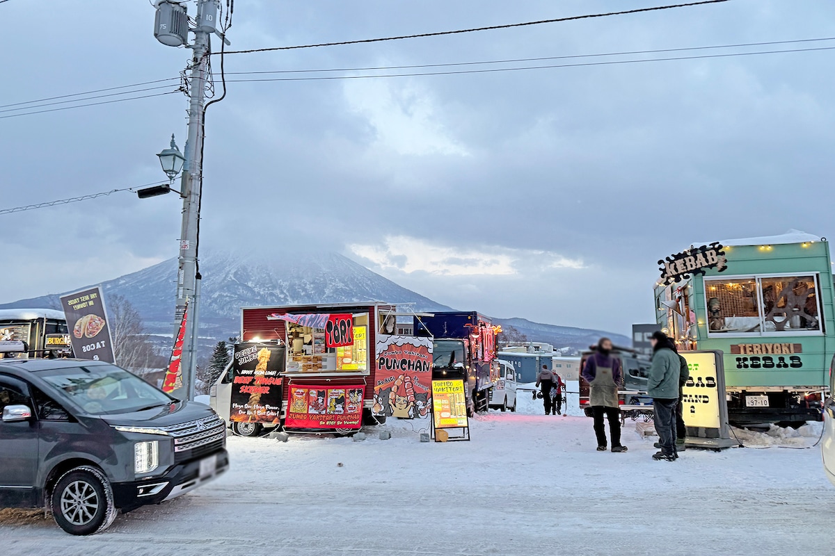 ニセコはキッチンカーも多いが値段は高め