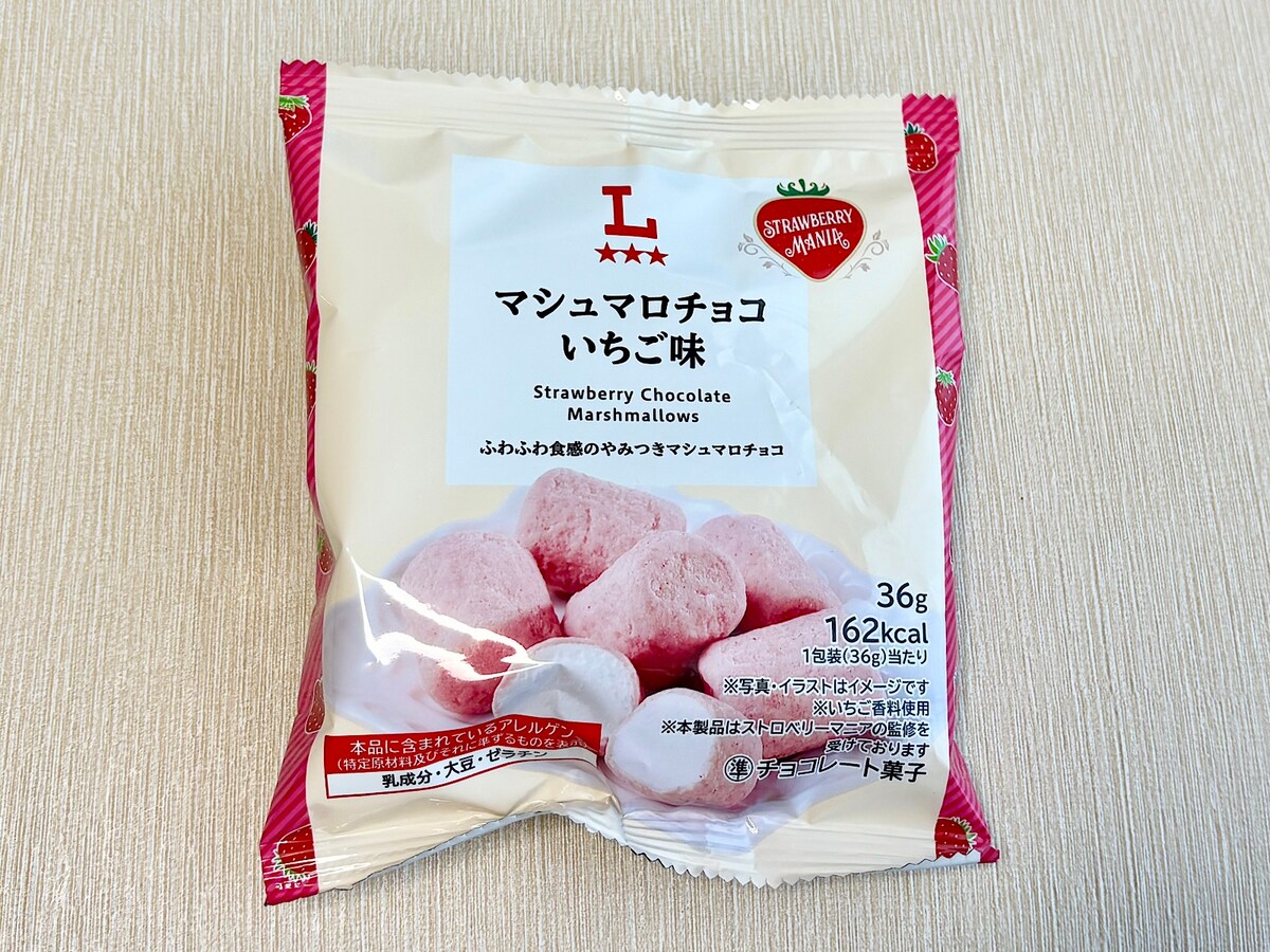 「ストロベリーマニア マシュマロチョコ いちご味」218円（税込） 