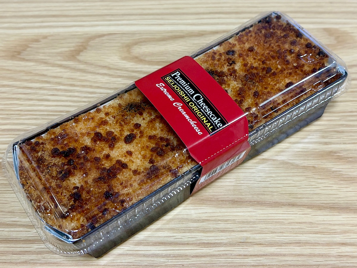 「成城石井自家製 プレミアムチーズケーキ 」1本 1,026円 （税込）
