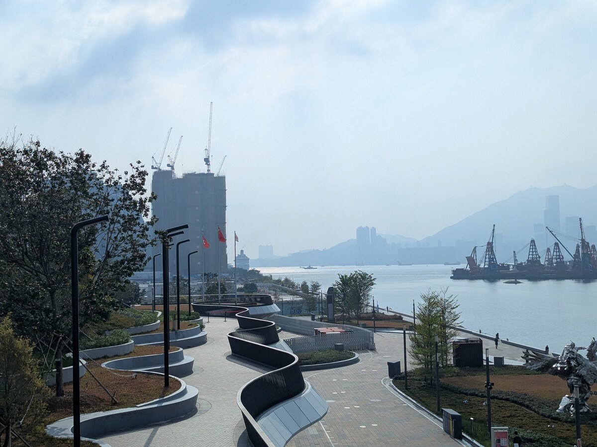 香港