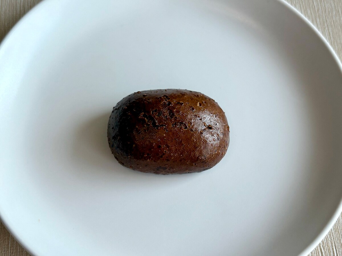 「かりんとう饅頭」97円 （税込）  