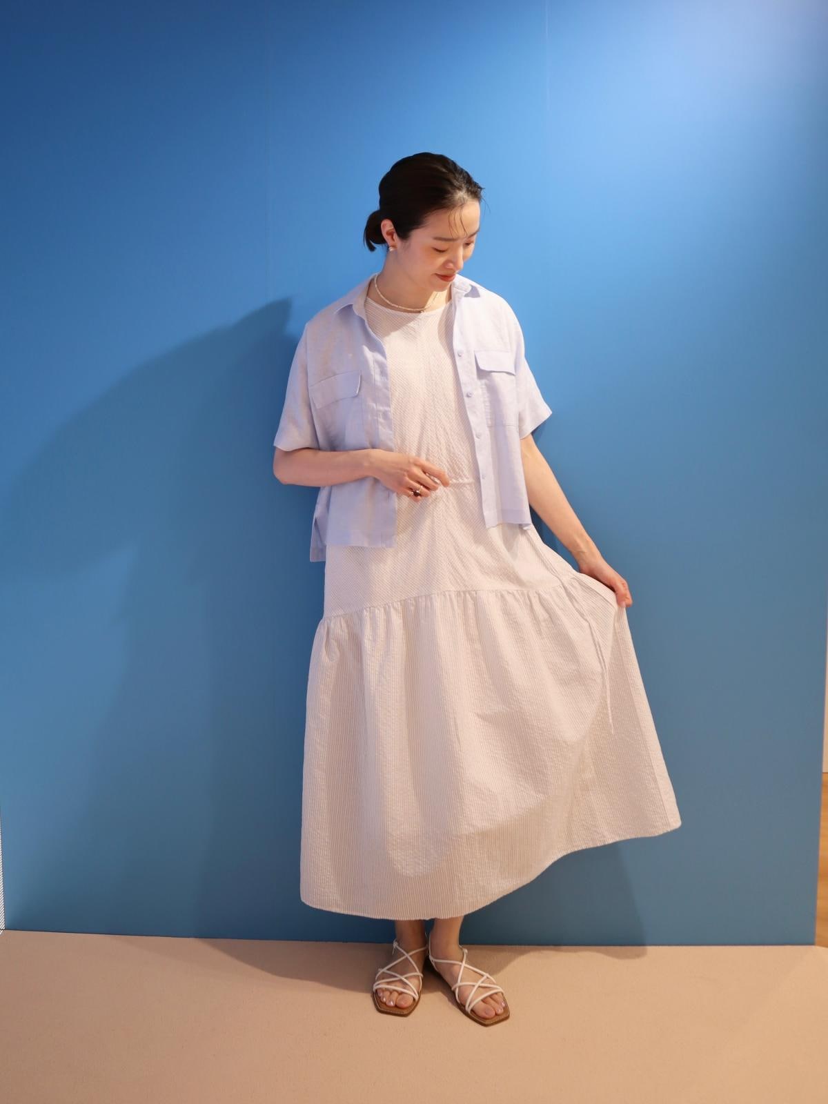 春夏シーズンにたくさん着まわしたい白ワンピース　出典：StyleHint