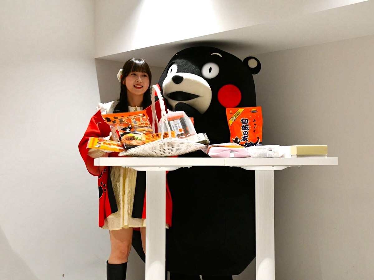 そ、そんな狭いところに……=2月16日、東京都渋谷区