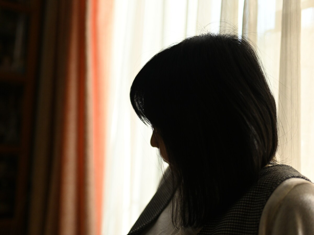 女性