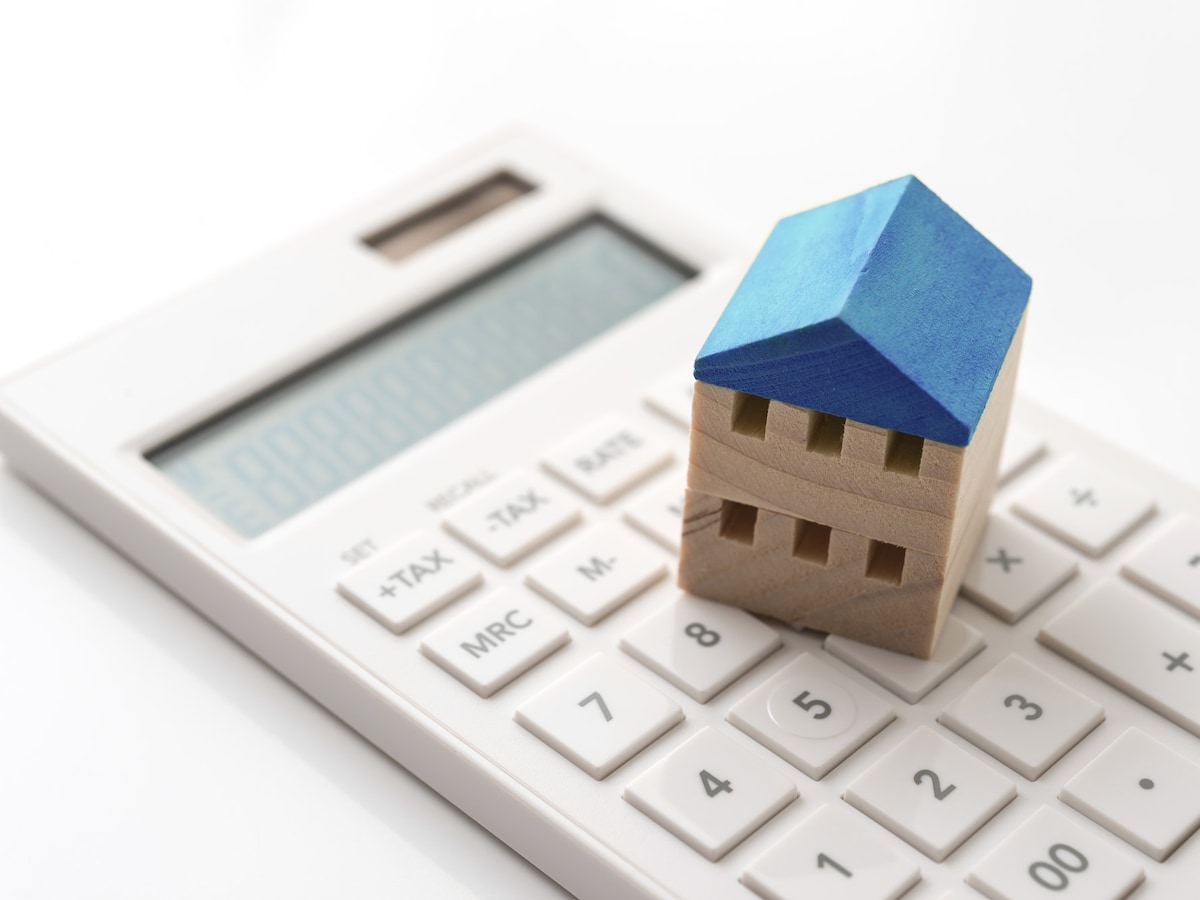 年金収入200万円で住民税はいくら？（画像：PIXTA）