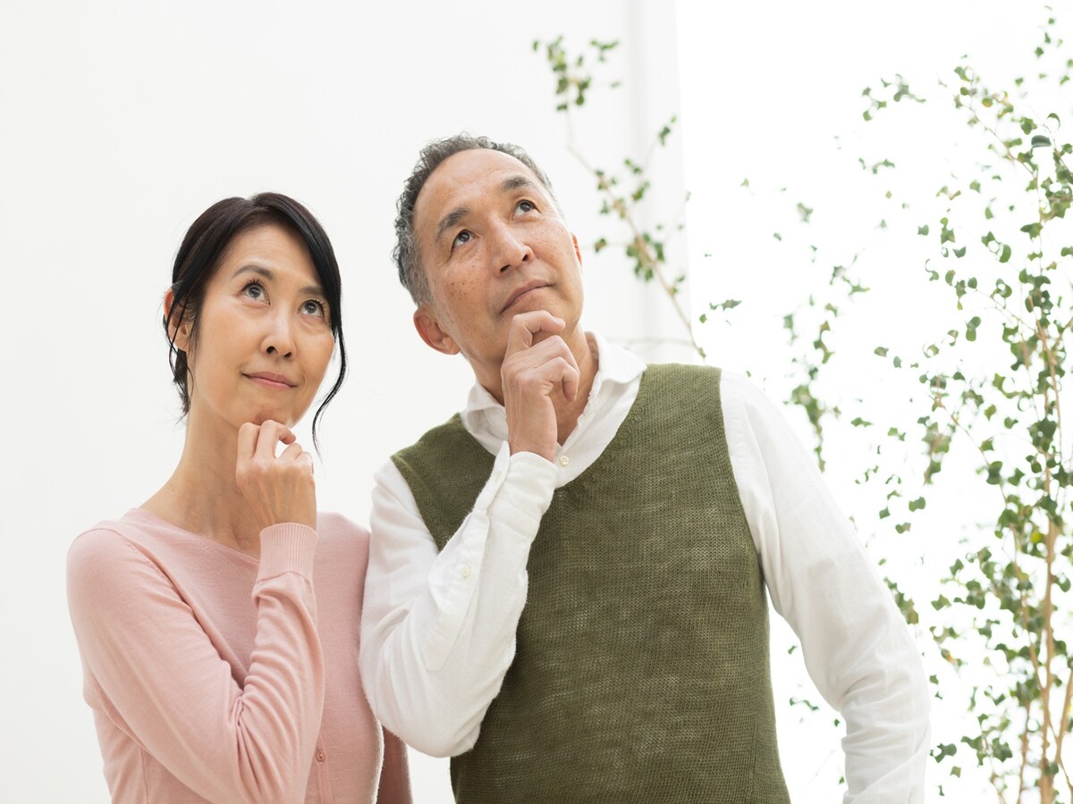 年金暮らし（生活）になったら、貯金はしなくてもいいの？ ※画像：PIXTA