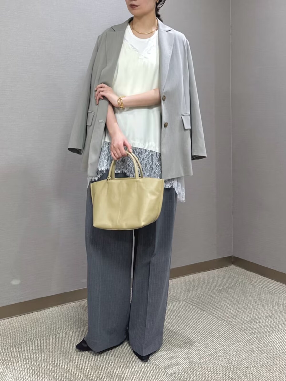ジャケットのインナーにプラスしてミックスコーデに　出典：WEAR