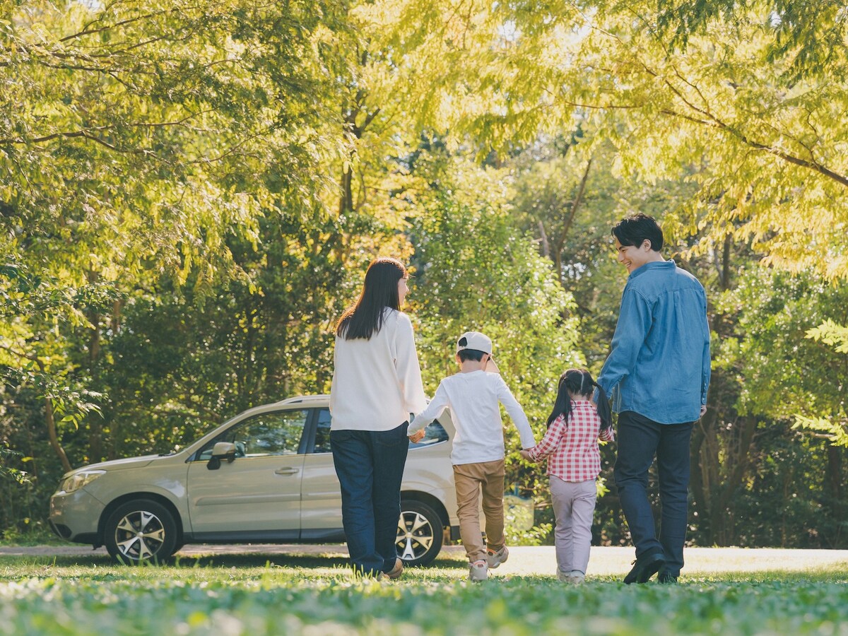 「家族になる」「家族でいる」ことの難しさとは（画像：PIXTA）