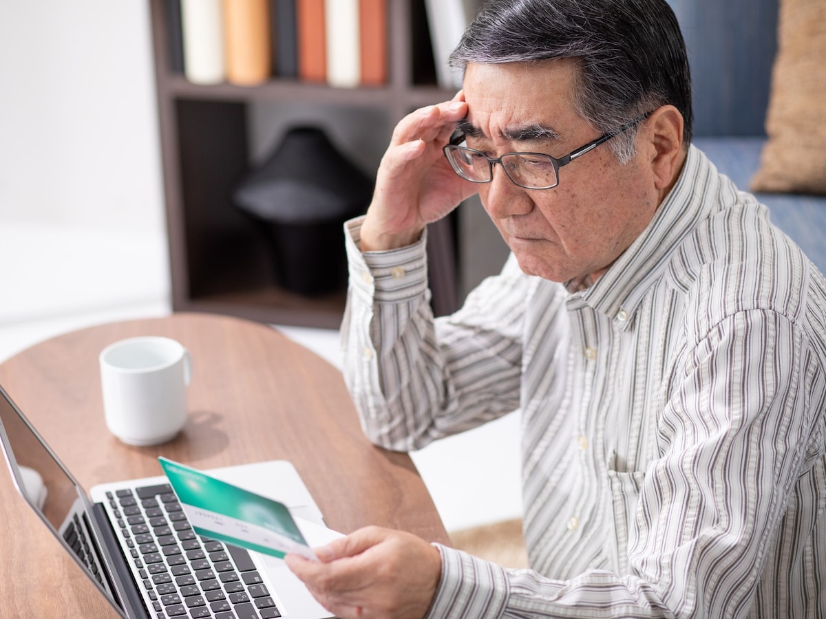 64歳男性