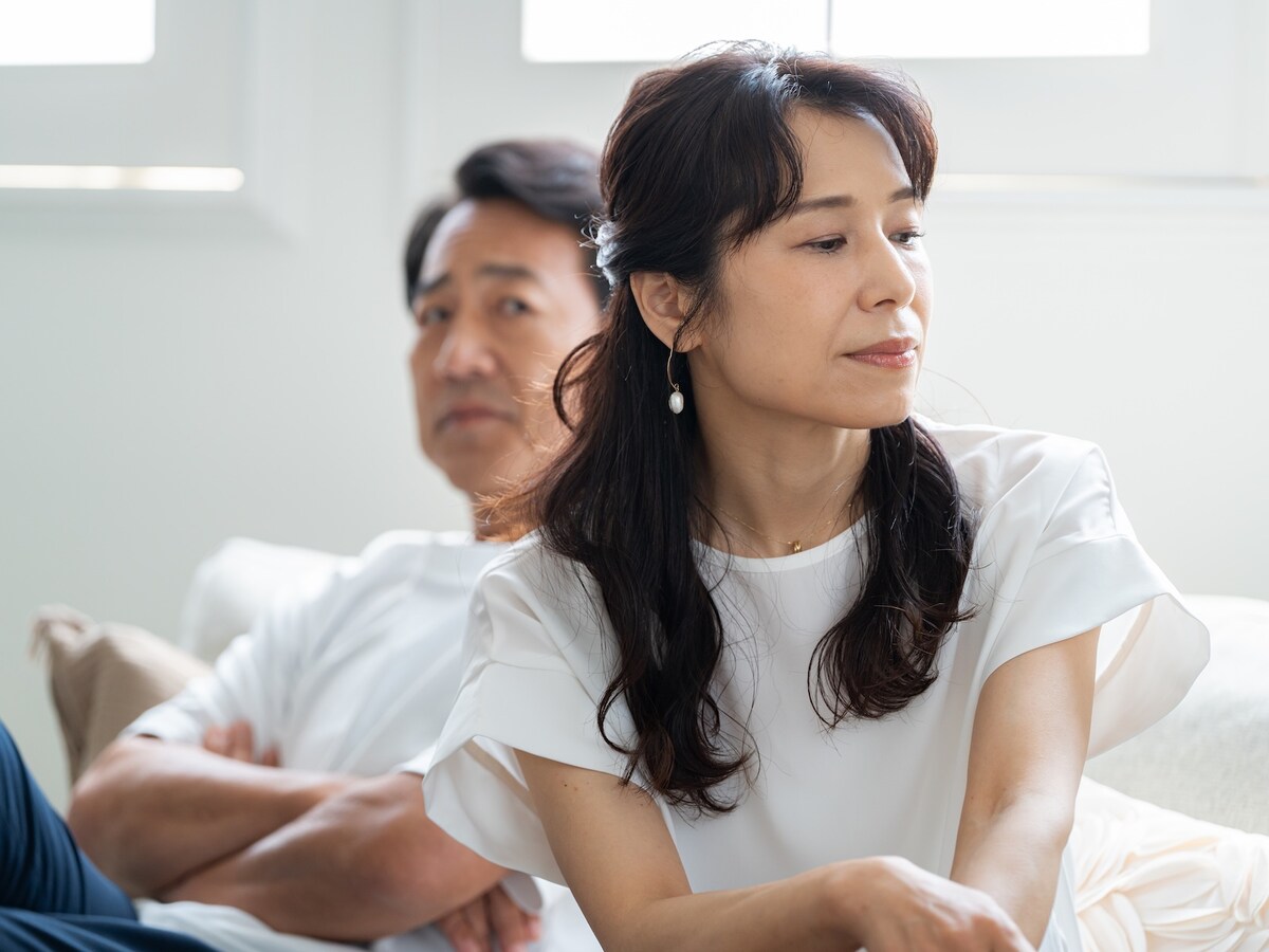 更年期の妻、性格が変わってしまったのか……（画像：PIXTA）