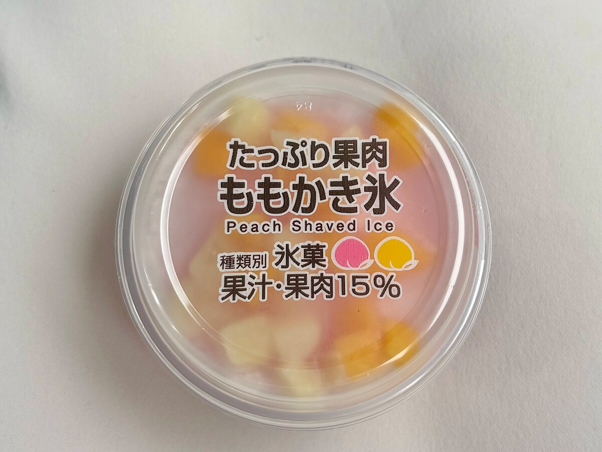 【ファミリーマート】「たっぷり果肉ももかき氷」228円 （税込） 