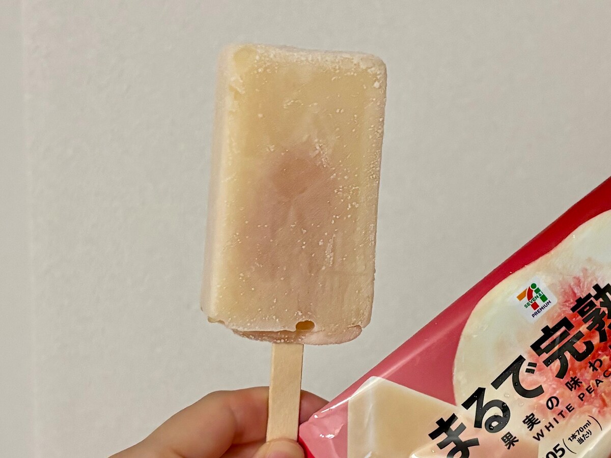 65％の桃の果汁を使用。7プレミアム「まるで」シリーズの白桃フレーバーです