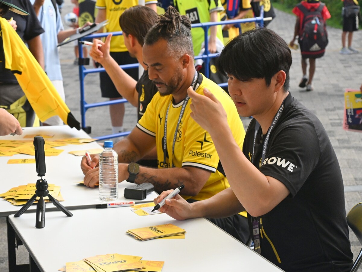 ドルトムントのサイン会
