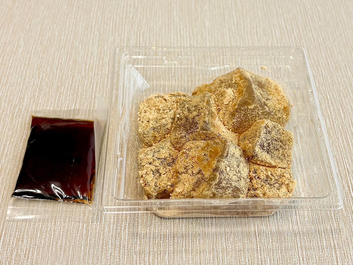 「名水わらび餅」291円（税込）