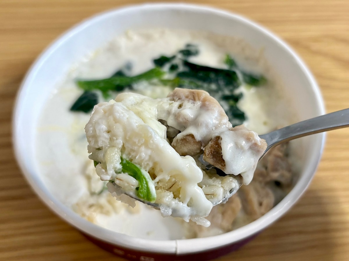 ごろっと大きなやわらか鶏肉がおいしい！ 