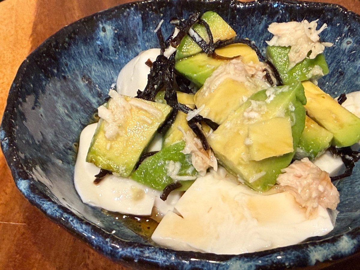 ツナと塩昆布のアボカド豆腐あえ
