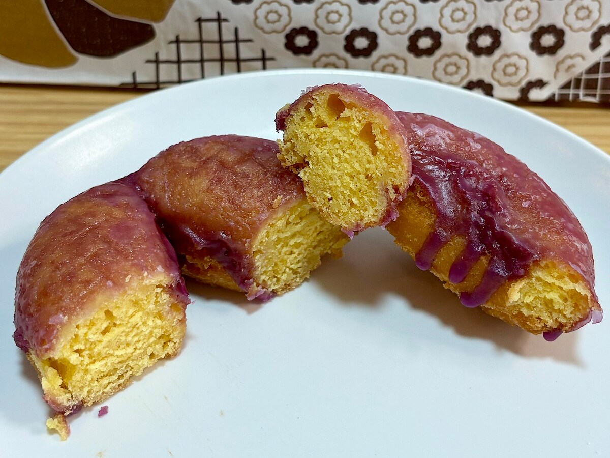 焼き芋風味のコーティングがアクセントになっています 