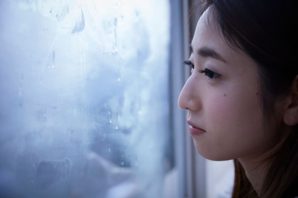 湿気で髪が広がる原因がわかれば、髪の広がりを抑えられます！
