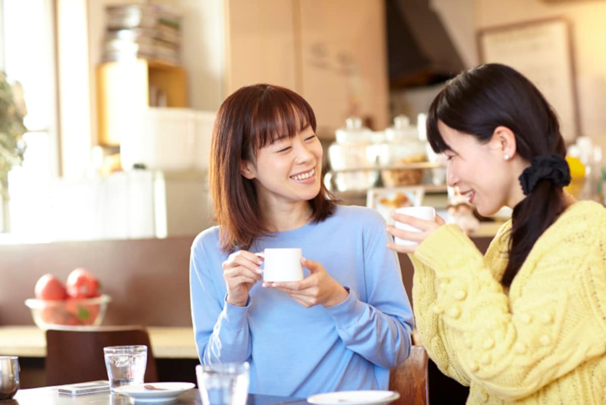 韓国語での基本のあいづちは、「うん」「はい」