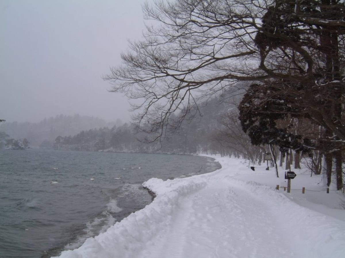 冬の十和田湖(1)