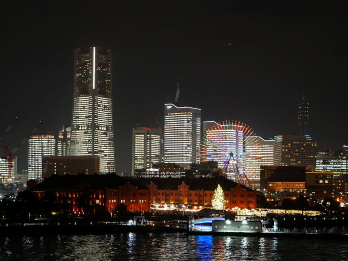 2023年のTOWERS Milight（タワーズミライト）も時短で開催（2021年12月24日撮影）