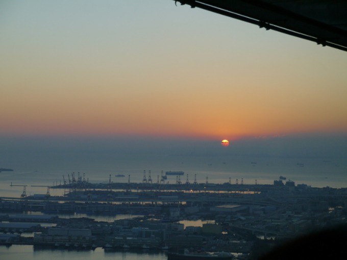 横浜　初日の出　絶景　横浜ランドマークタワー　スカイガーデン
