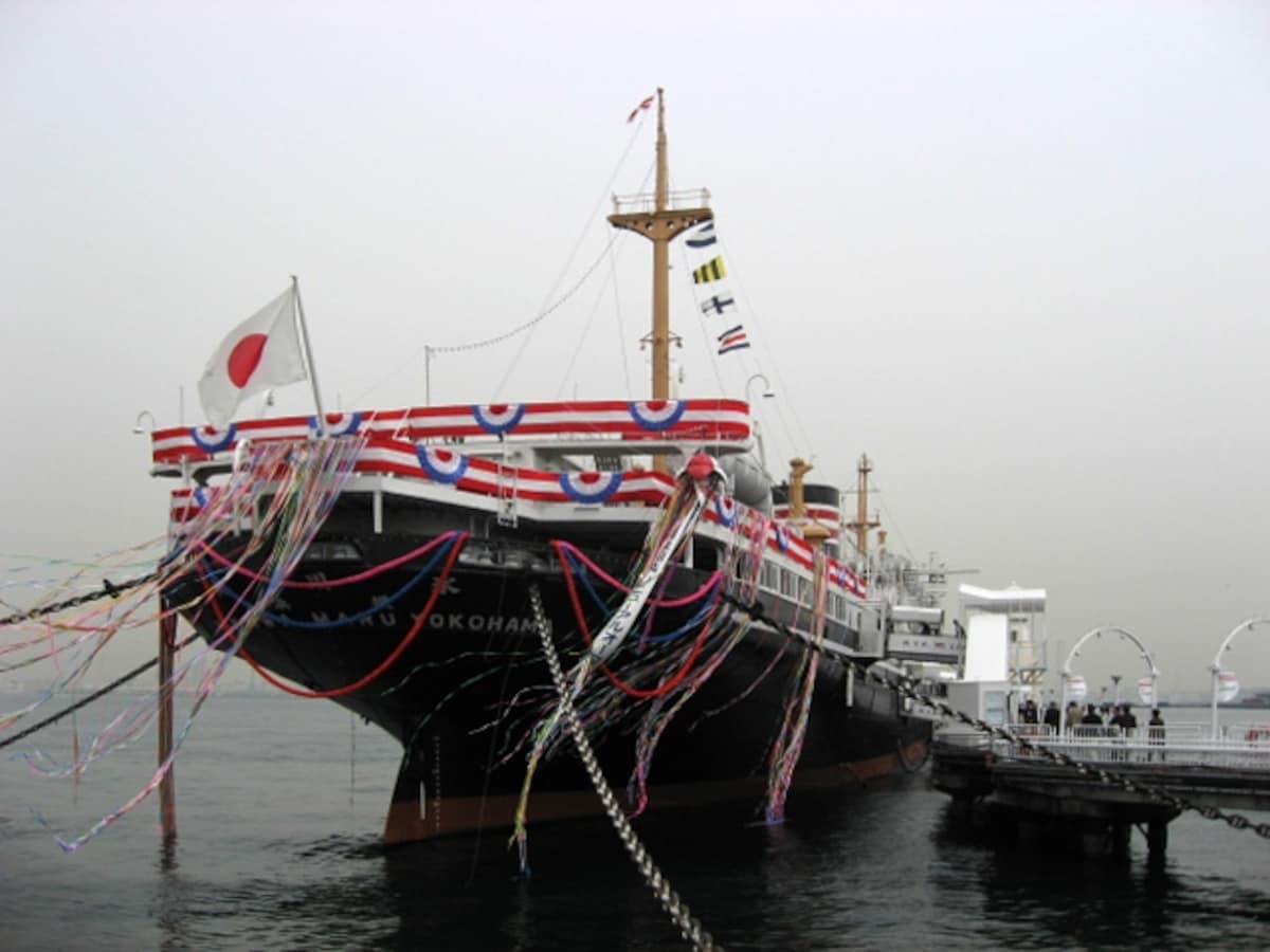 2008年4月25日、「日本郵船氷川丸」としてリニューアルオープン。セレモニーのようす（2008年4月撮影）