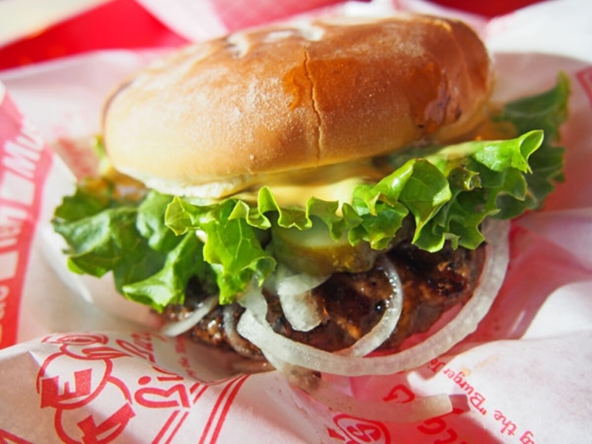 テリヤキバーガーのビッグサイズ