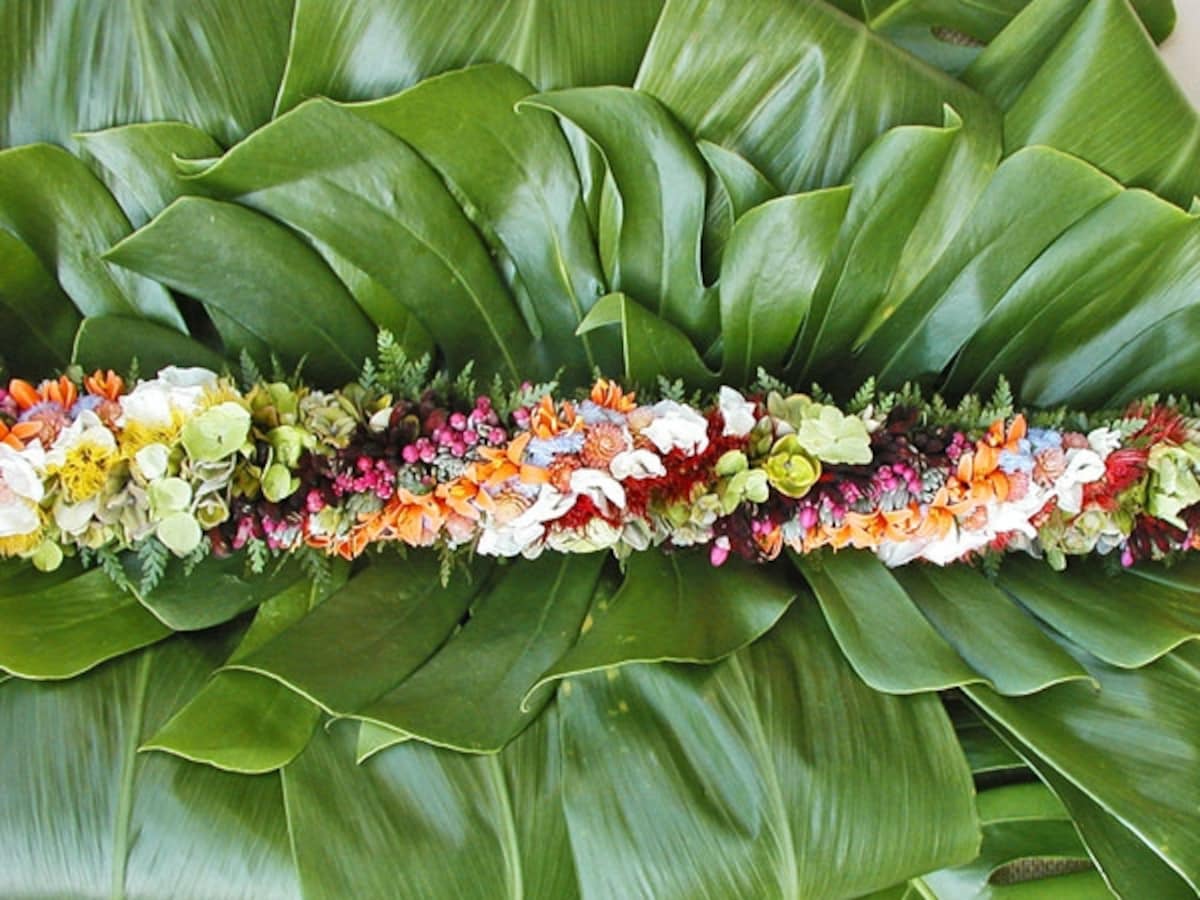 美しさに感動！ コンテストで最優秀市長賞に輝いたレイ。この年のテーマは「The colors of the leis」（レイの色）