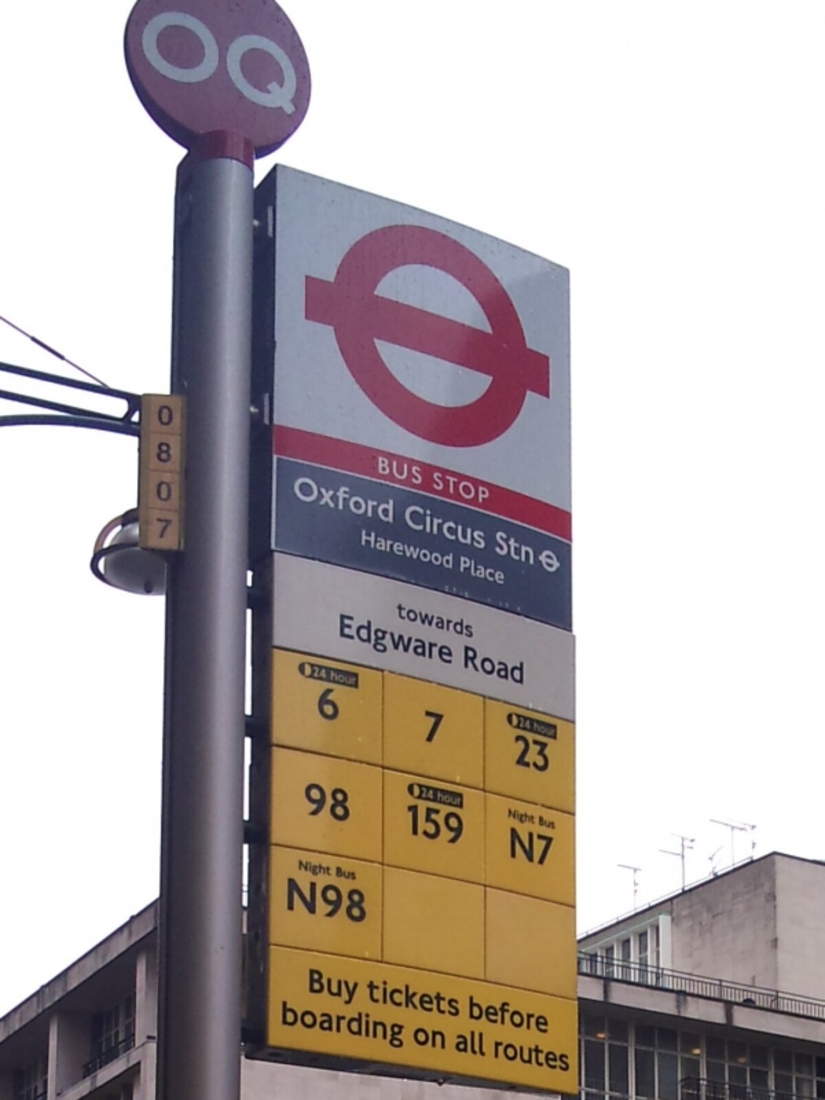 busstop1