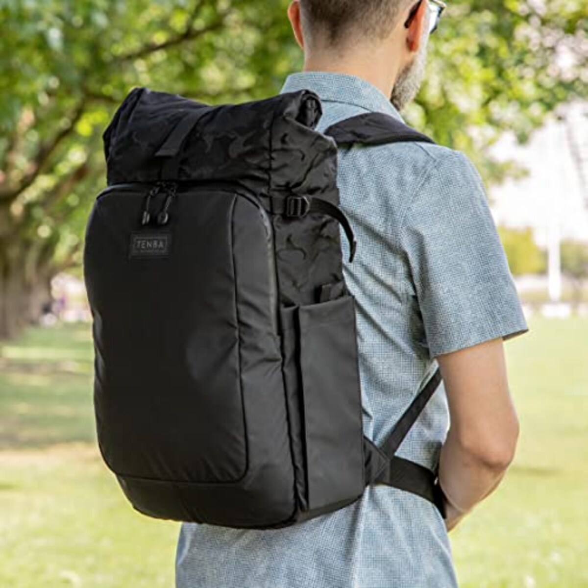  TENBA カメラバッグ カメラリュック Fulton v2 All Weather Backpack テンバ フルトン V2 バックパック 16L Black/Black Camo ブラック/ブラックカモフラージュ V637-738画像3 
