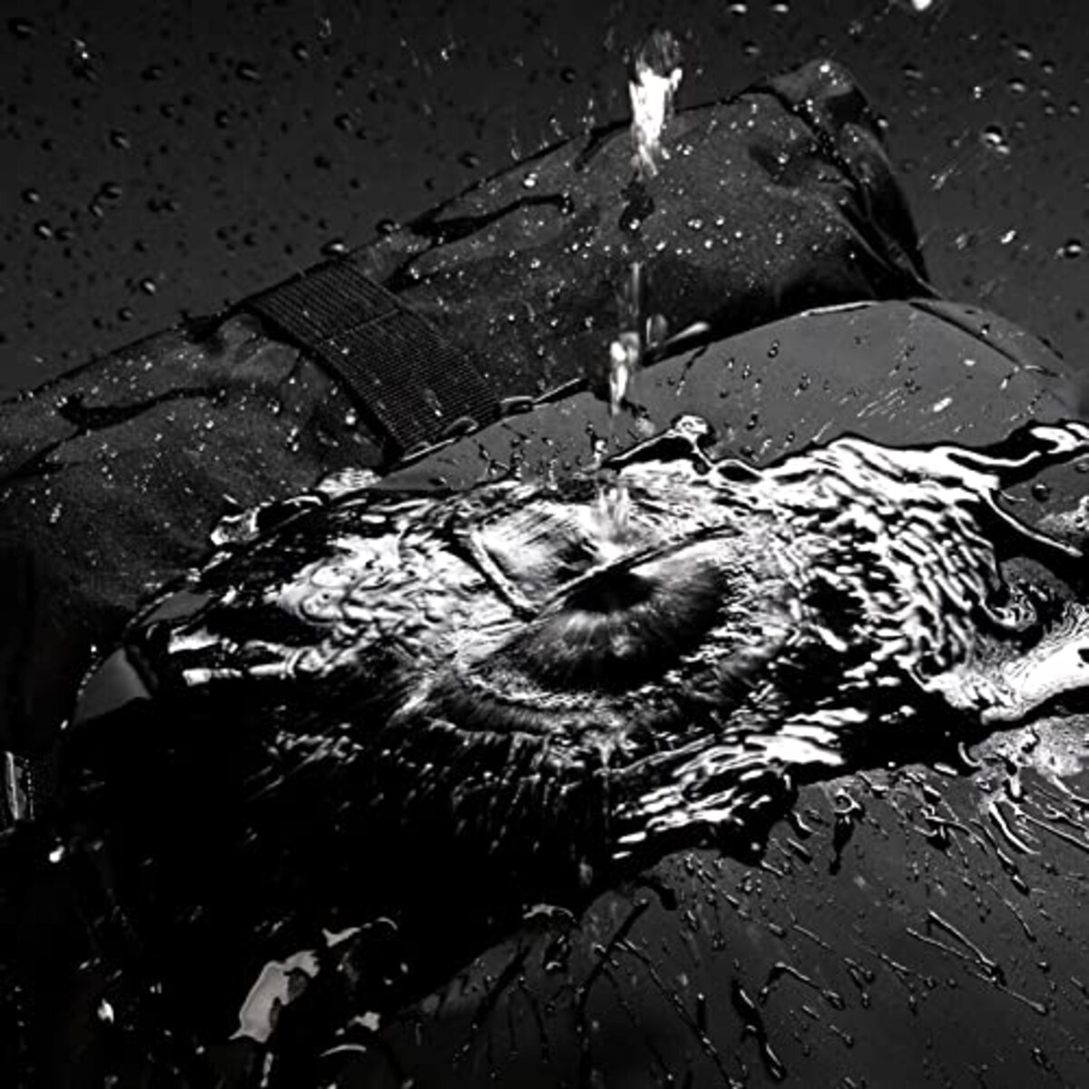  TENBA カメラバッグ カメラリュック Fulton v2 All Weather Backpack テンバ フルトン V2 バックパック 16L Black/Black Camo ブラック/ブラックカモフラージュ V637-738画像4 