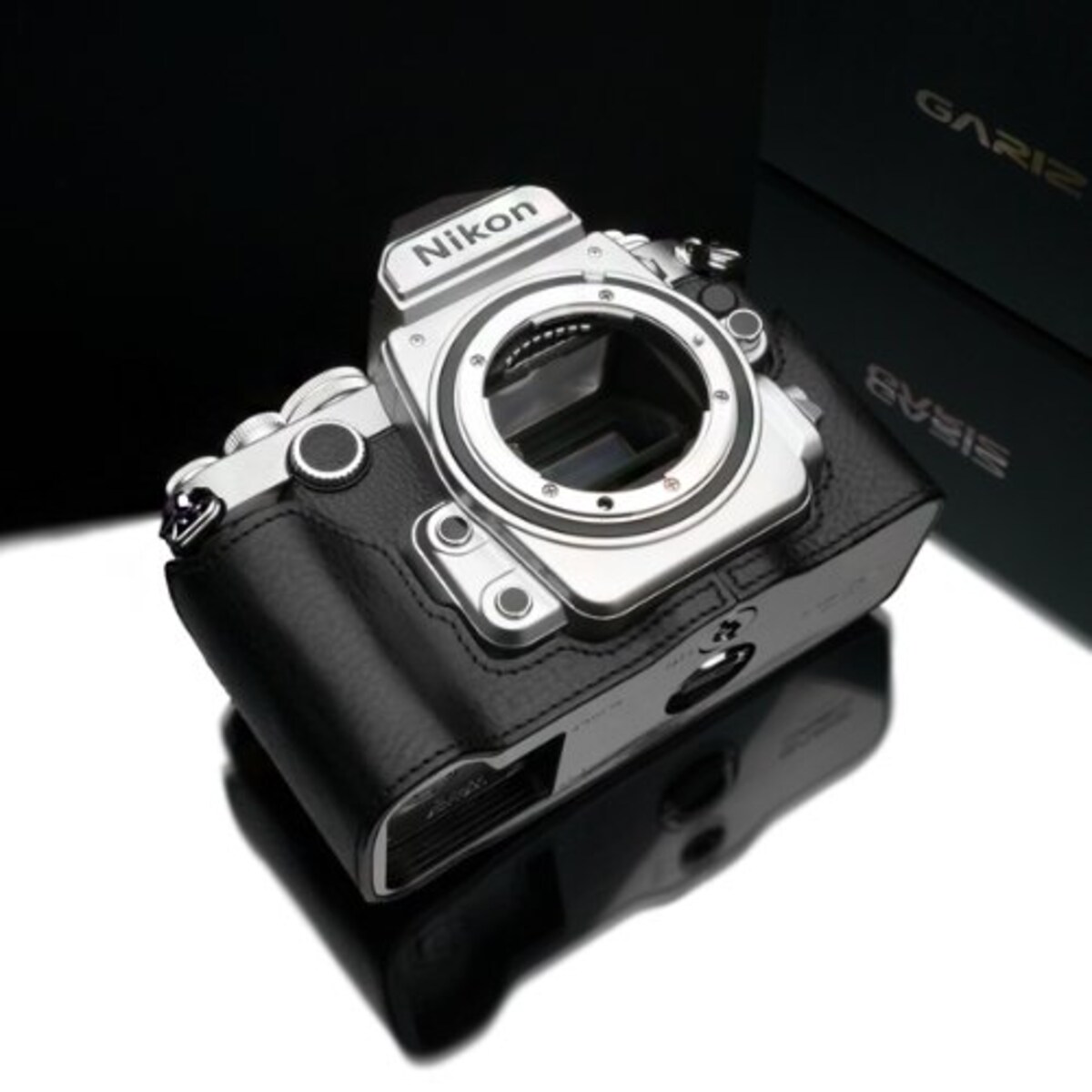  GARIZ Nikon Df用 本革カメラケース Gun Shot Ring付 XS-CHDFBK ブラック画像5 