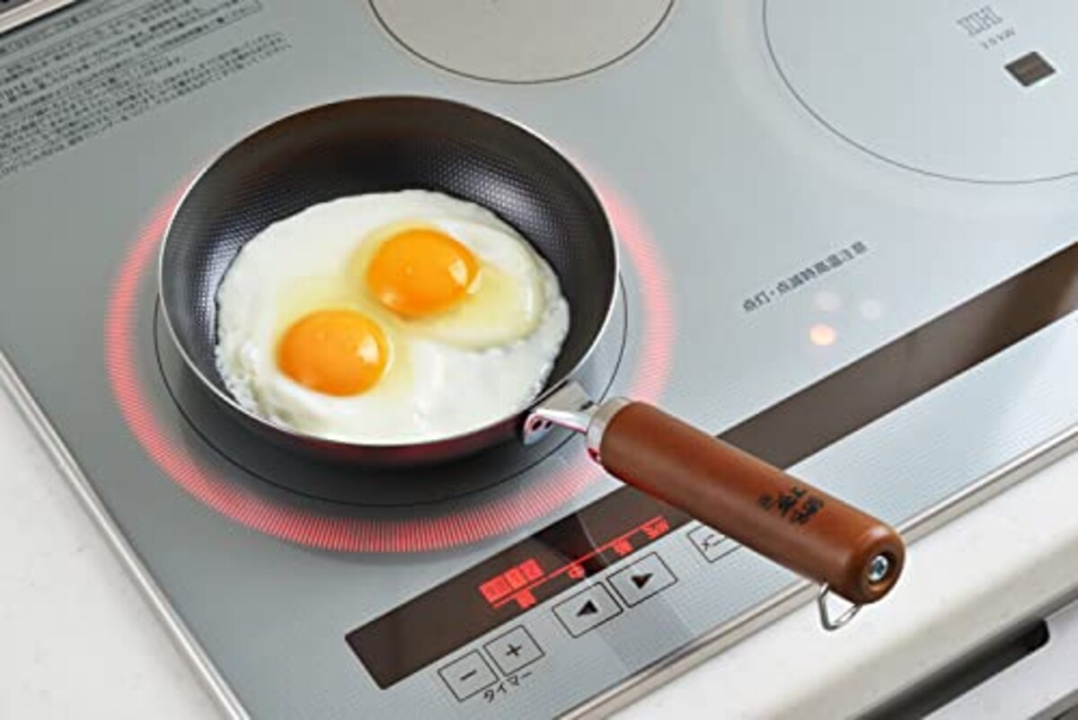  キャッスルエンタープライズ ヨシカワ 郷技 日本製 鉄製 フライパン 18cm 木柄 ギフトラッピング仕様 ブラック画像2 