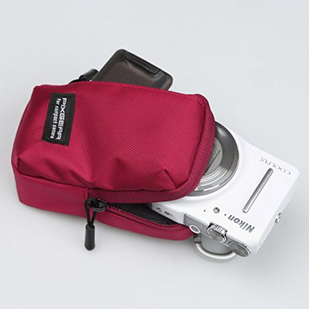  ハクバ HAKUBA カメラケース ピクスギア DP01 カメラポーチ Mサイズ レッド 0.25L ダブルファスナー カラビナ・ベルトループ付き デジカメ コンパクトカメラ SPG-DP01CPMRD画像2 