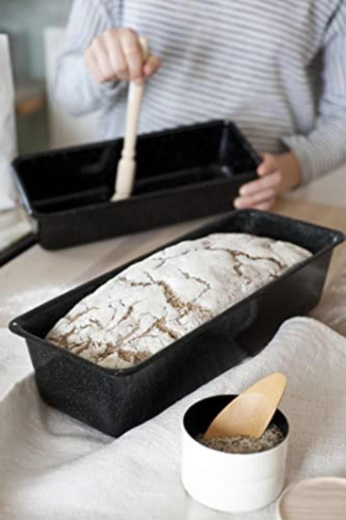  RIESS フライパン プロフェッショナル BAKER 1kg キングケーキパン30x10cm 0638-022画像4 