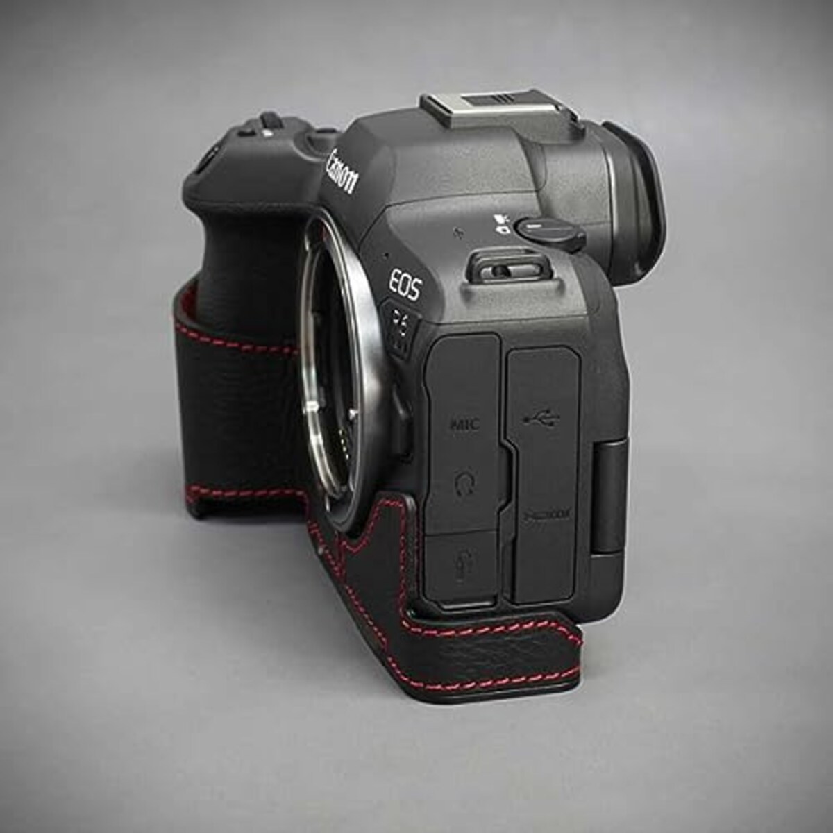  カメラケース Lims リムズ Canon EOS R6 Mark II 専用 イタリアンレザー カメラケース Black ブラック おしゃれ かっこいい 高級 牛革 ケース メタルプレート バッテリー交換可能 キャノン キヤノン イオス CN-EOSR62BK LIM'S lims リムズカメラケース 日本正規販売店 (Black)画像3 