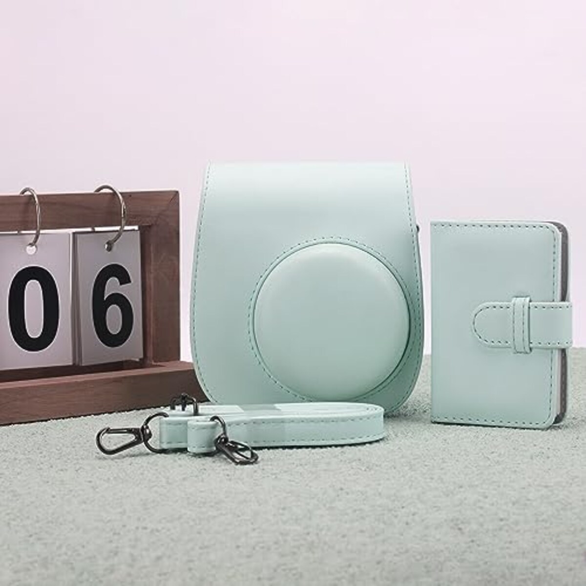  チェキケース instax mini 12/11/8/8+/9 用 カメラケース mini12 11 CAMERA CASE Fujifilm チェキ 保護ケース ショルダーストラップ付き PUレザー(Green)画像5 