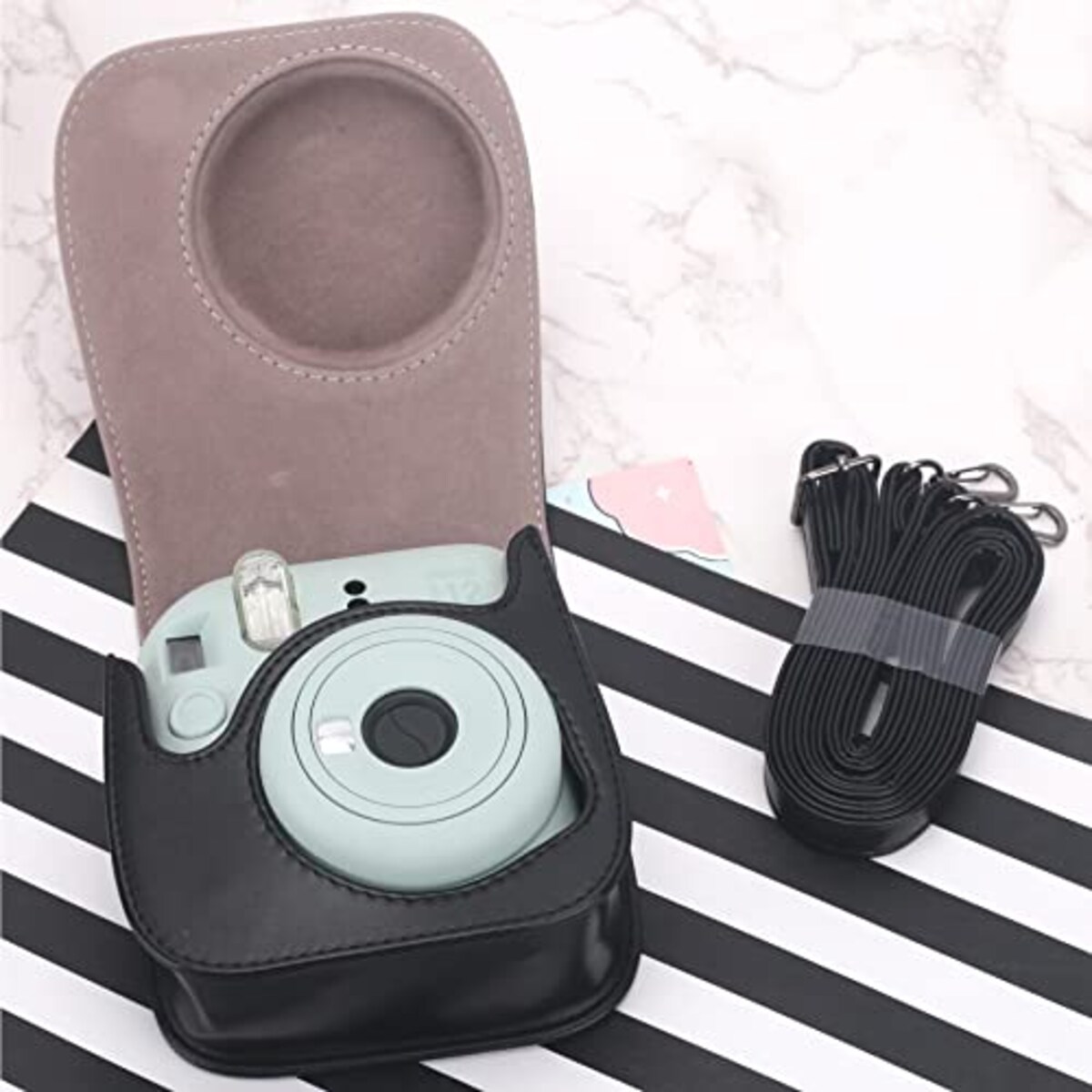  チェキケース instax mini 12/11/8/8+/9 用 カメラケース mini12 11 CAMERA CASE Fujifilm チェキ 保護ケース ショルダーストラップ付き PUレザー(Black)画像4 