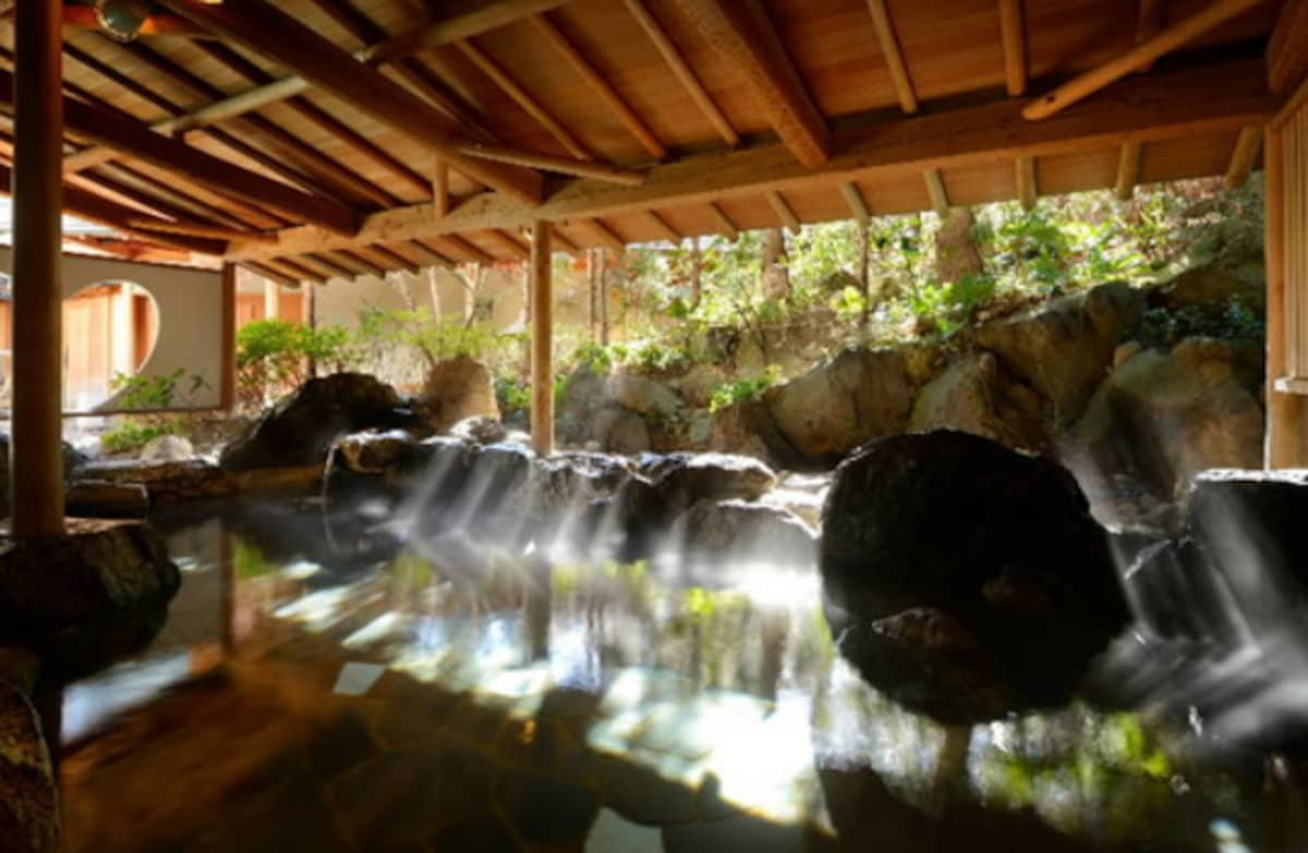 5. Akiu Onsen Hotel New Mitoya (Miyagi)