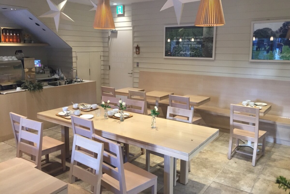 1. Daylesford Organic Café and Shop (Omotesando)