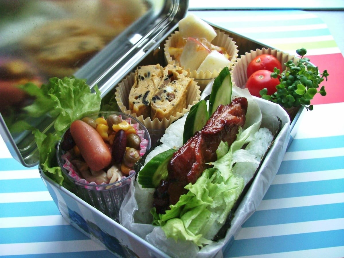 JustBento  Easy, delicious, healthy bento recipes, how-tos & more.