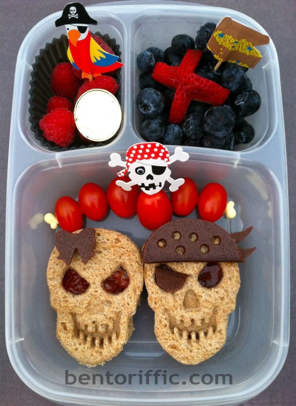 4. Sandwich Pirates Bento