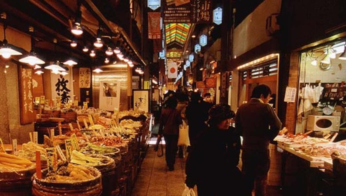 Shopping in Nishiki Market